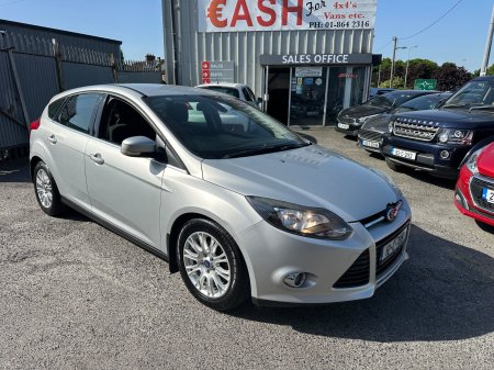 2012 Ford Focus - photo 2