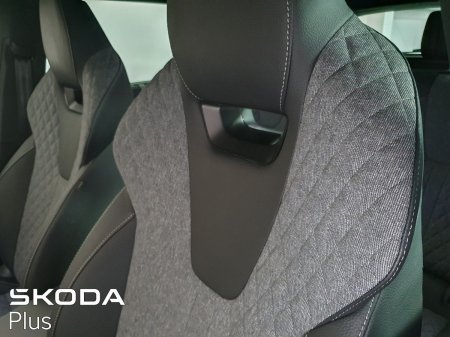 2025 Skoda Octavia - photo 23