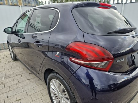 2019 Peugeot 208 - photo 8