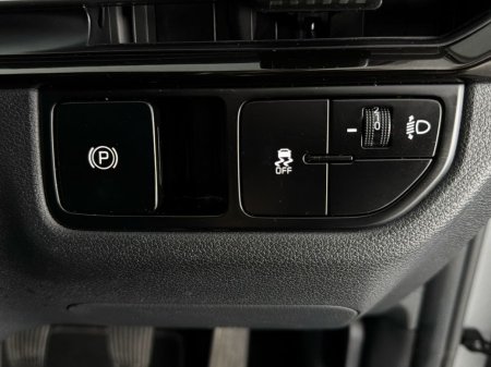 2025 Kia Sportage - photo 34
