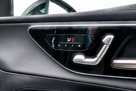 2025 Mercedes-Benz GLC - photo 20