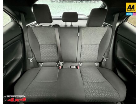 2023 Toyota Yaris - photo 24