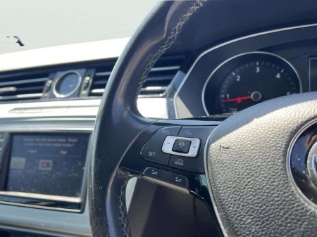 2017 Volkswagen Passat - photo 6