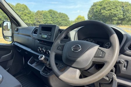 2021 Nissan NV400 - photo 10