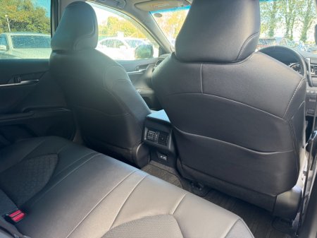 2023 Toyota Camry - photo 17
