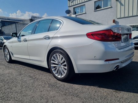 2017 BMW 5-Series - photo 6