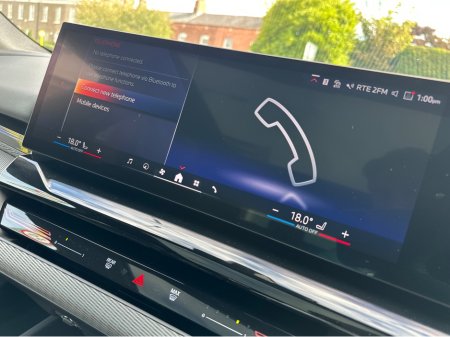2025 BMW 5-Series - photo 30