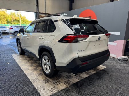 2020 Toyota RAV4 - photo 5