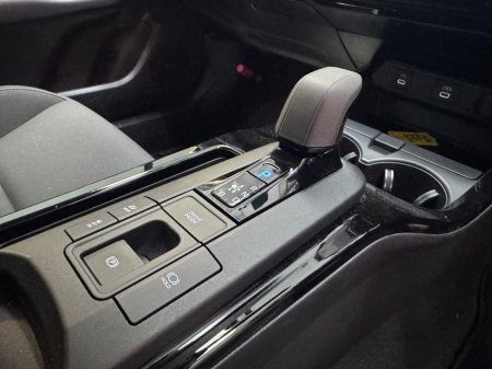 2024 Toyota Prius - photo 10