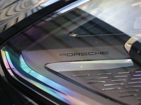 2025 Porsche Cayenne - photo 23