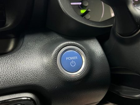 2021 Toyota Yaris - photo 21