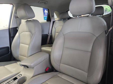 2020 Kia Niro - photo 9