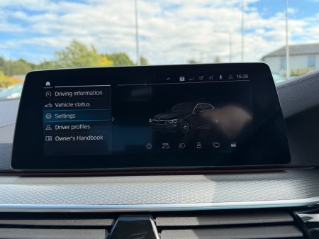 2020 BMW 5-Series - photo 15