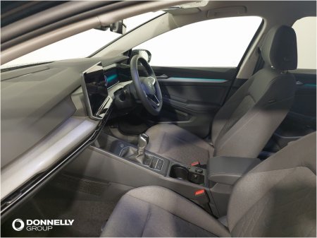 2026 Volkswagen Golf - photo 2