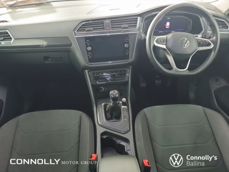 2021 Volkswagen Tiguan - photo 4
