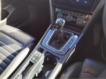 2020 Volkswagen Passat - photo 17
