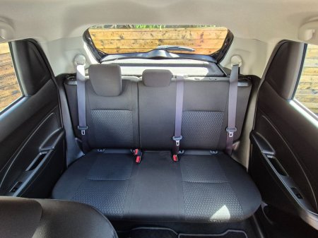 2023 Suzuki Swift - photo 28
