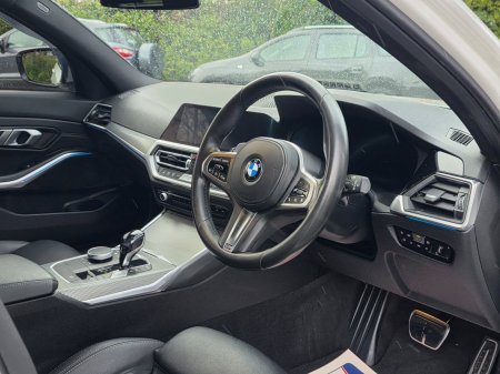 2021 BMW 3-Series - photo 18