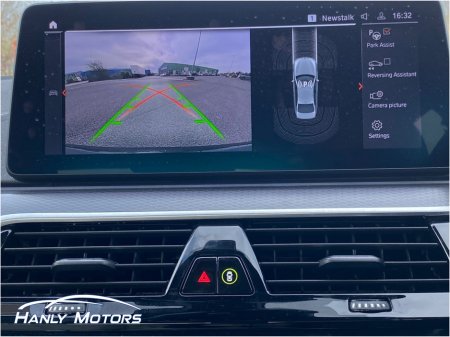 2021 BMW 5-Series - photo 28