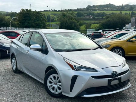 2021 Toyota Prius S 1.8 Hybrid Automatic, Reversing camera (8693)