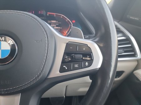 2020 BMW X7 - photo 18