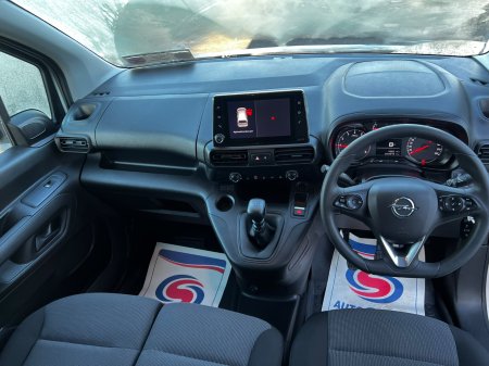 2022 Opel Combo - photo 9