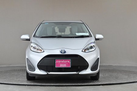 2020 Toyota Aqua - photo 2
