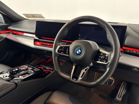 2024 BMW i5 - photo 15
