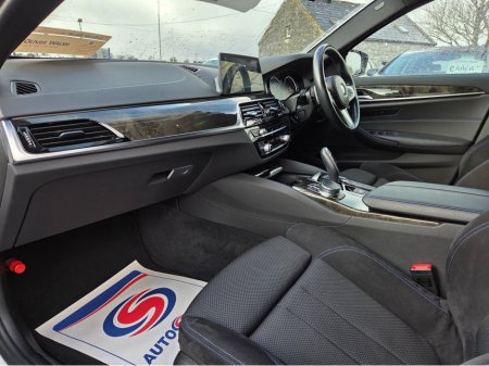 2019 BMW 5-Series - photo 12