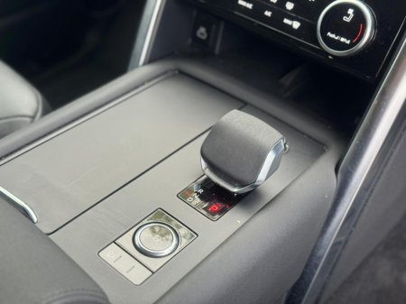 2022 Land Rover Discovery - photo 9