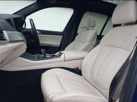 2020 BMW X5 - photo 7