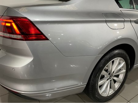 2022 Volkswagen Passat - photo 9
