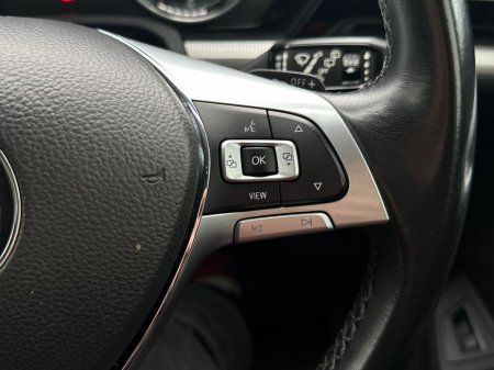 2019 Volkswagen Touareg - photo 25
