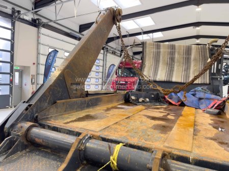 2021 Volvo FL 250 Skip Loader - photo 16