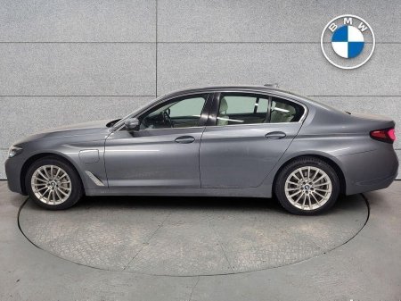 2021 BMW 5-Series - photo 3