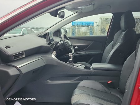 2022 Peugeot 5008 - photo 2