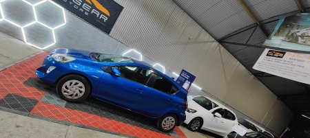 2013 Mazda Demio - photo 15