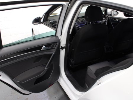 2017 Volkswagen Golf - photo 31