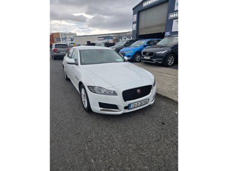 2017 Jaguar XF - photo 7
