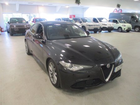2017 Alfa Romeo Giulia - photo 3