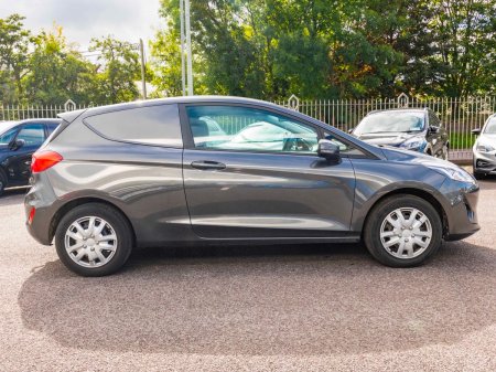 2020 Ford Fiesta - photo 18