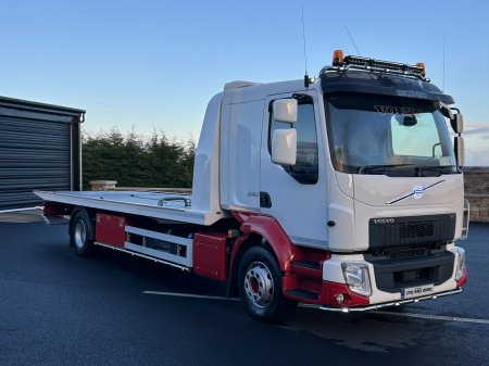 2017 Volvo Other - photo 2