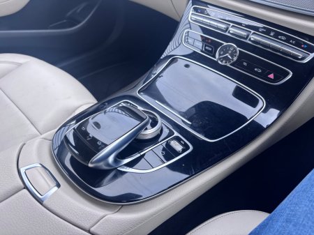 2017 Mercedes-Benz E-Class - photo 11