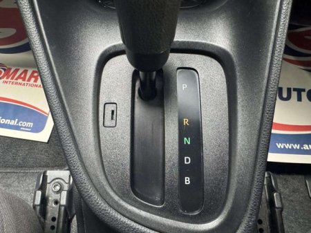 2021 Toyota Yaris - photo 35