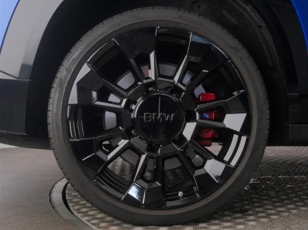 2025 BMW XM - photo 14
