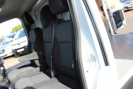 2023 Renault Trafic - photo 16