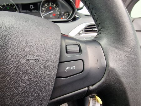 2019 Peugeot 208 - photo 18