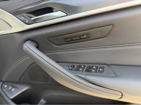 2023 BMW 5-Series - photo 34