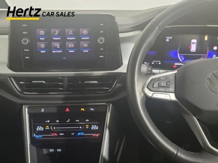2024 Volkswagen T-Roc - photo 22