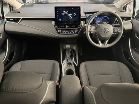 2027 Toyota Corolla - photo 8
